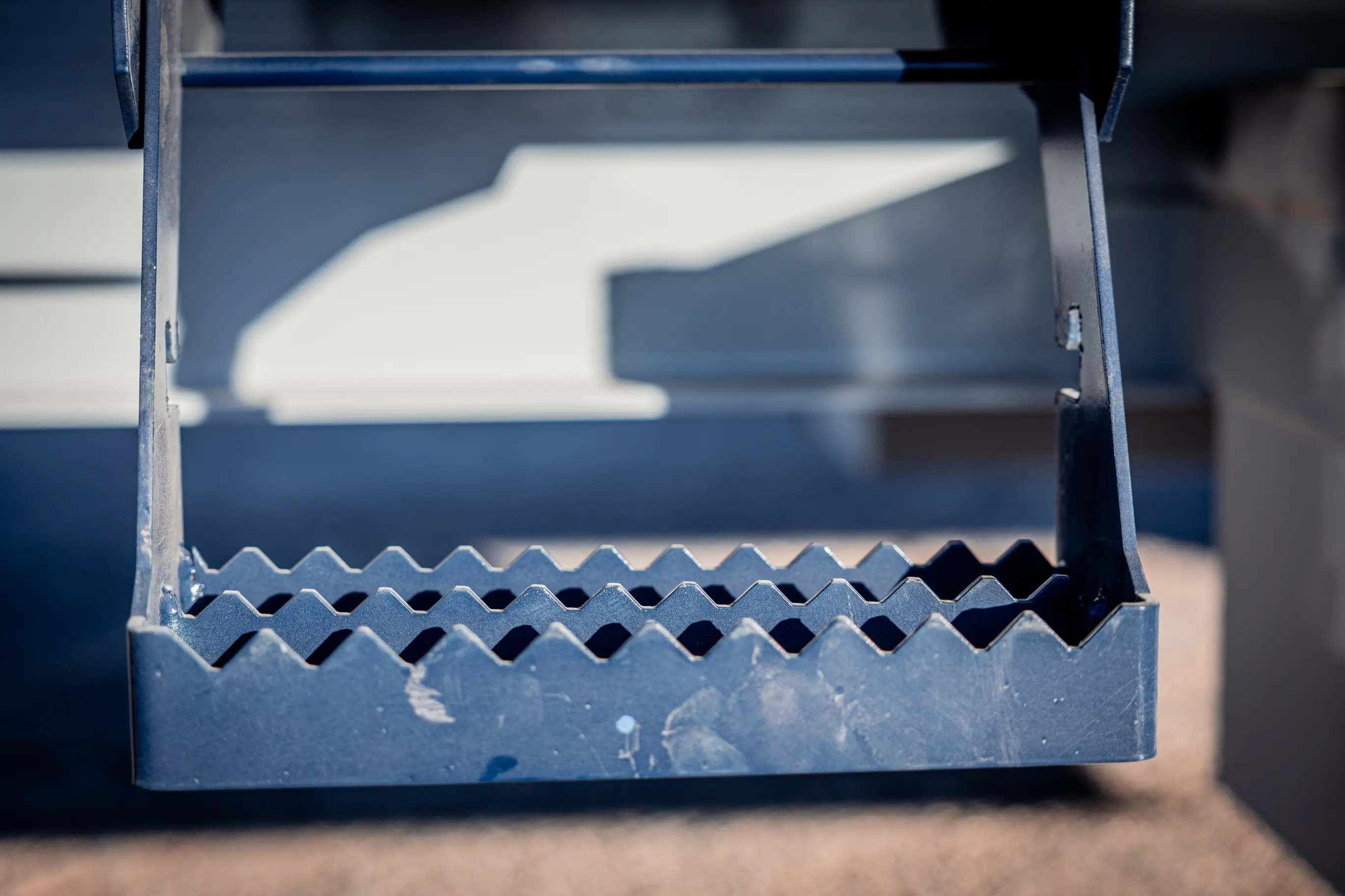 horizon trailers img